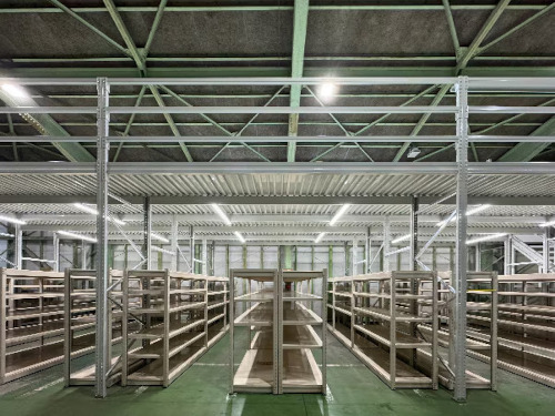 ジャロックのユニットメザニンラックの画像